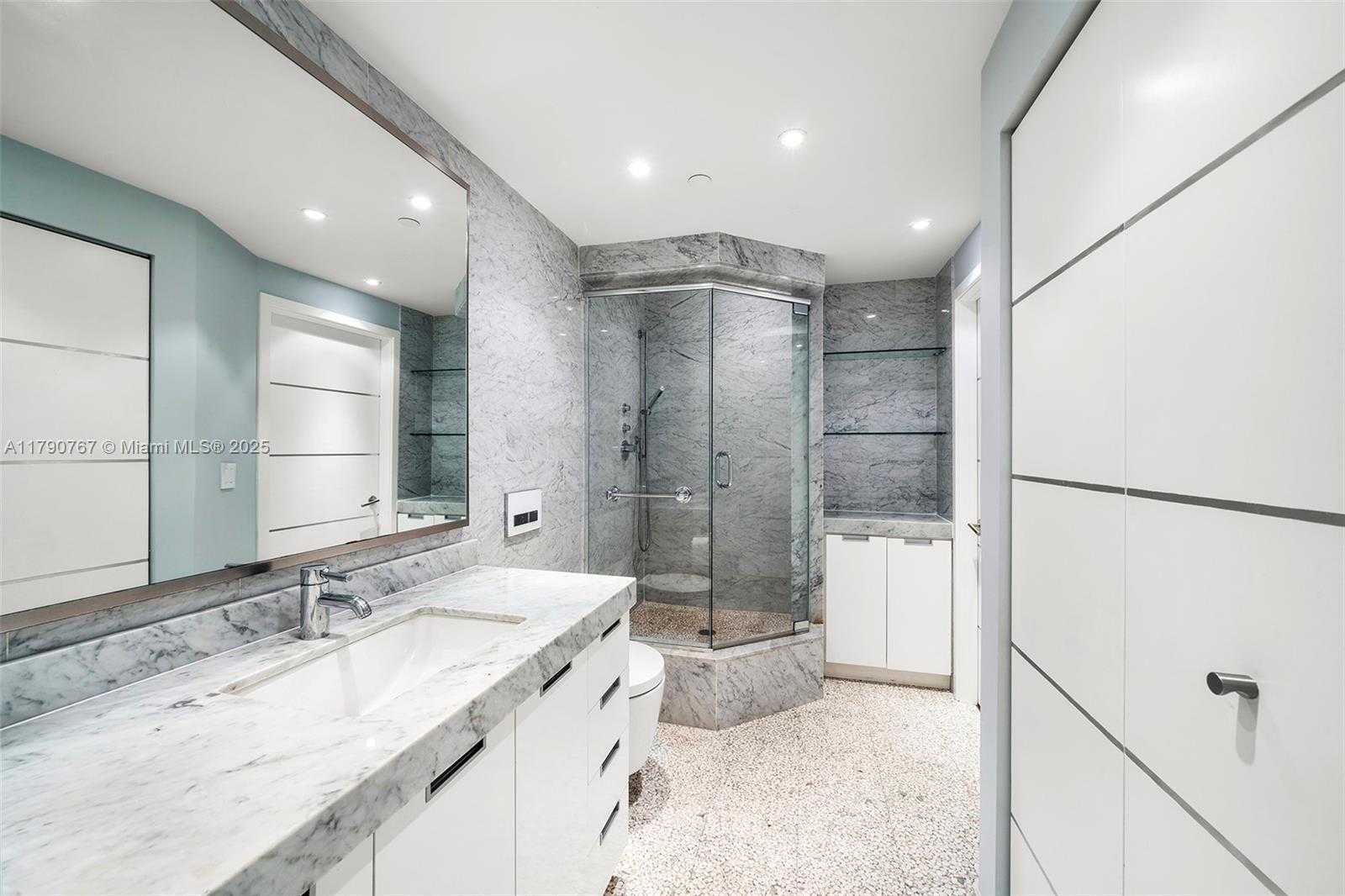 Small Image of 4779 COLLINS AVE #3405, Miami Beach Number 22