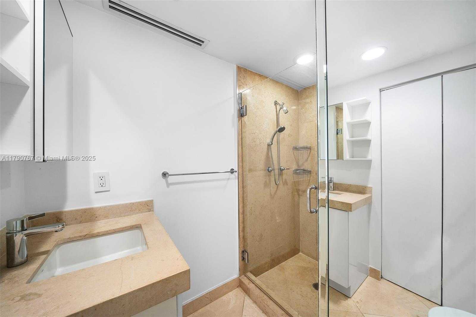 Small Image of 4779 COLLINS AVE #3405, Miami Beach Number 24