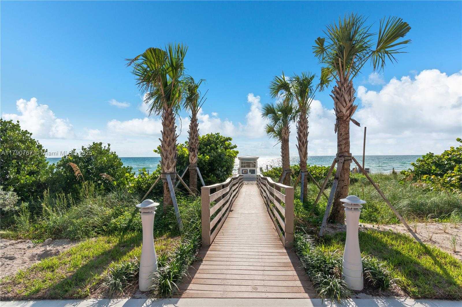 Small Image of 4779 COLLINS AVE #3405, Miami Beach Number 37