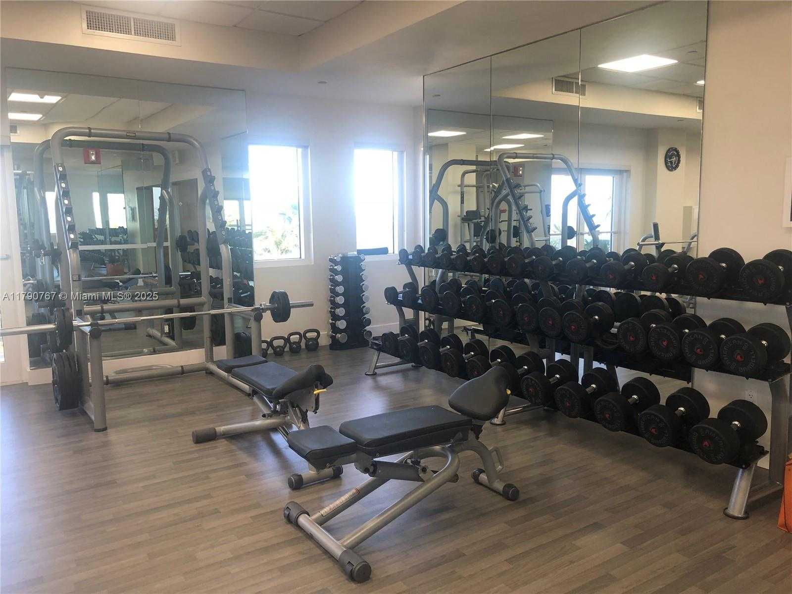 Small Image of 4779 COLLINS AVE #3405, Miami Beach Number 46