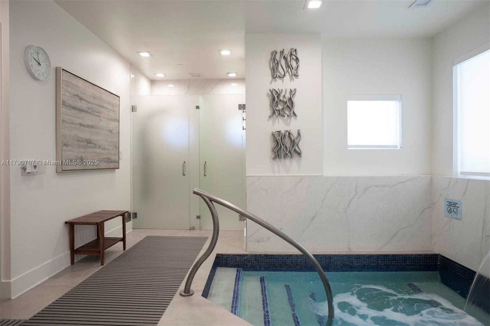 Small Image of 4779 COLLINS AVE #3405, Miami Beach Number 47