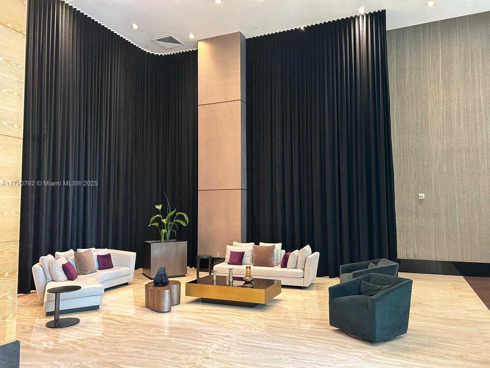 Small Image of 950 BRICKELL BAY DR #1903, Miami Number 12