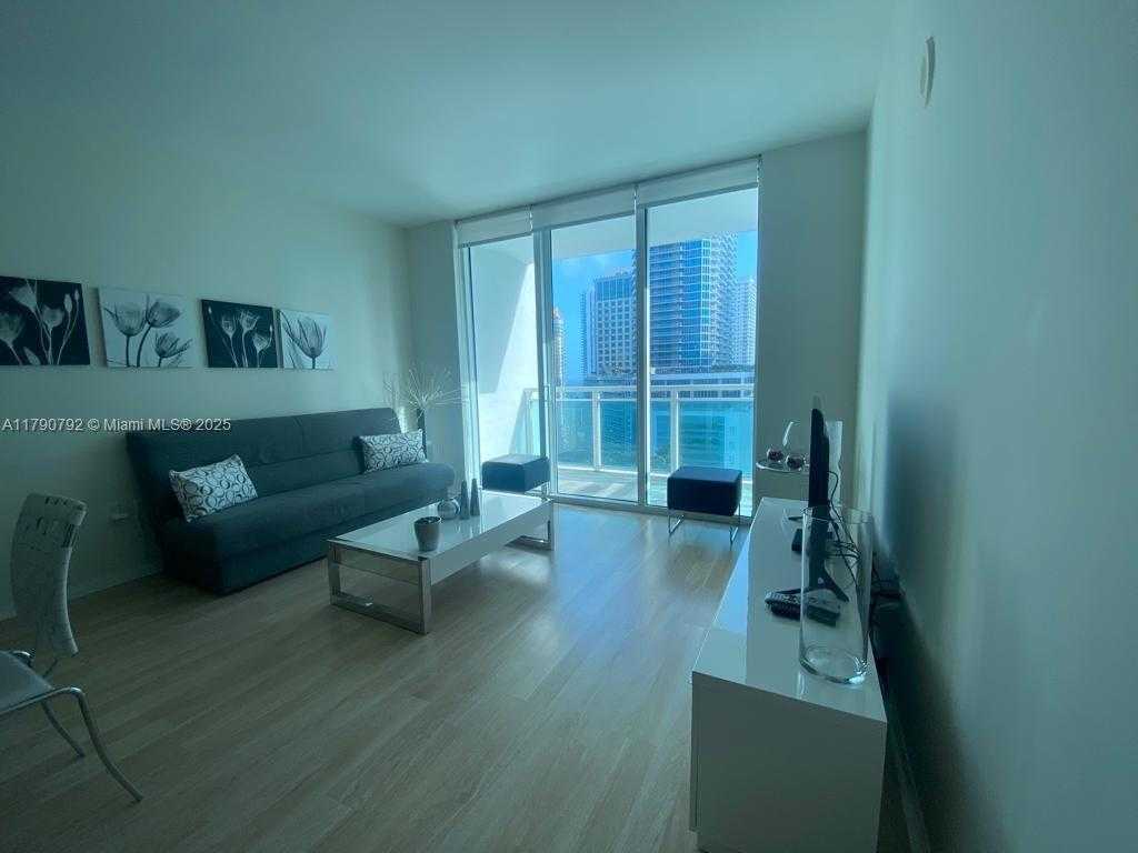Small Image of 950 BRICKELL BAY DR #1903, Miami Number 2