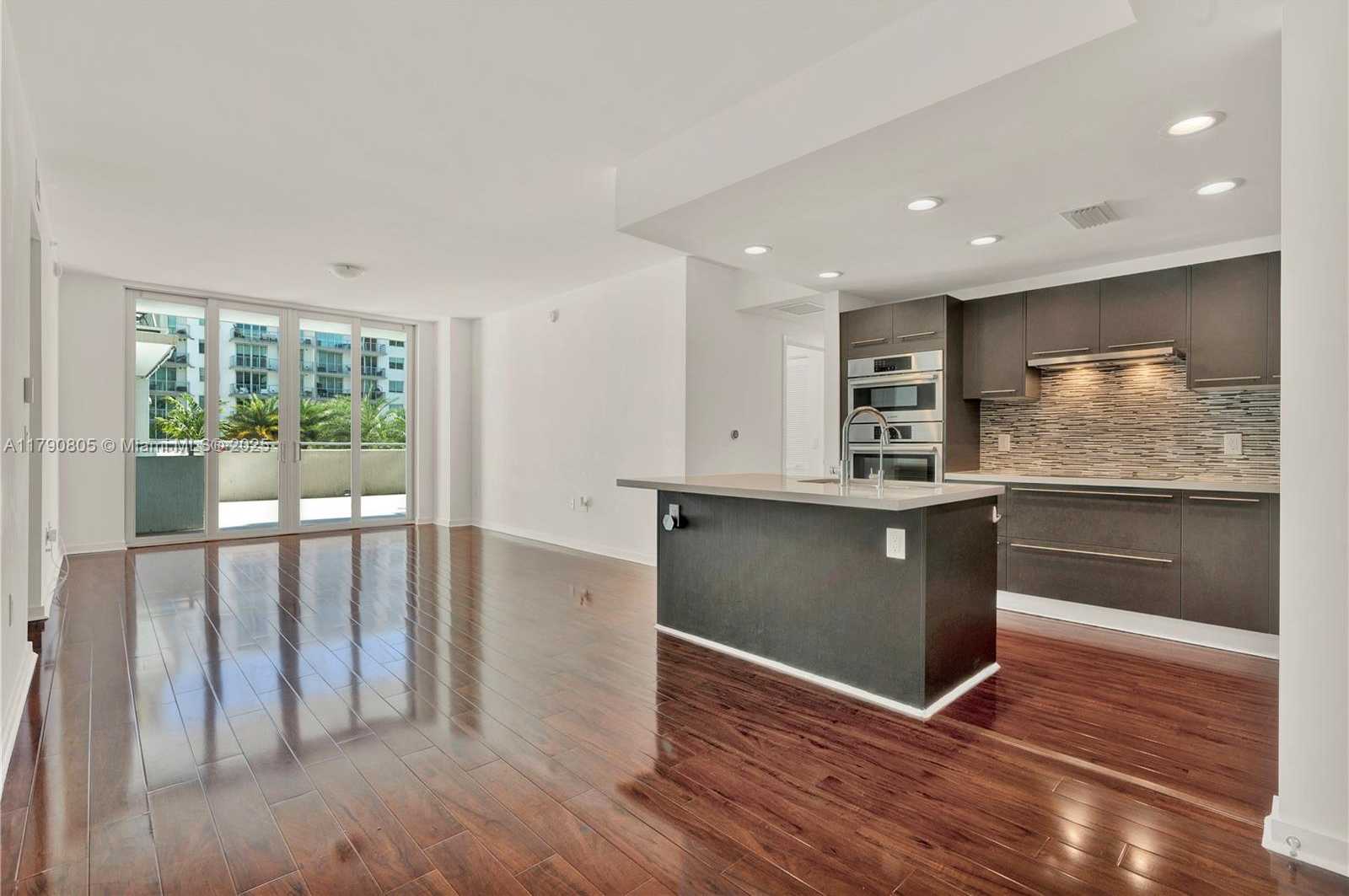 Small Image of 7825 NORTH WEST 107TH AVE #207, Doral Number 13