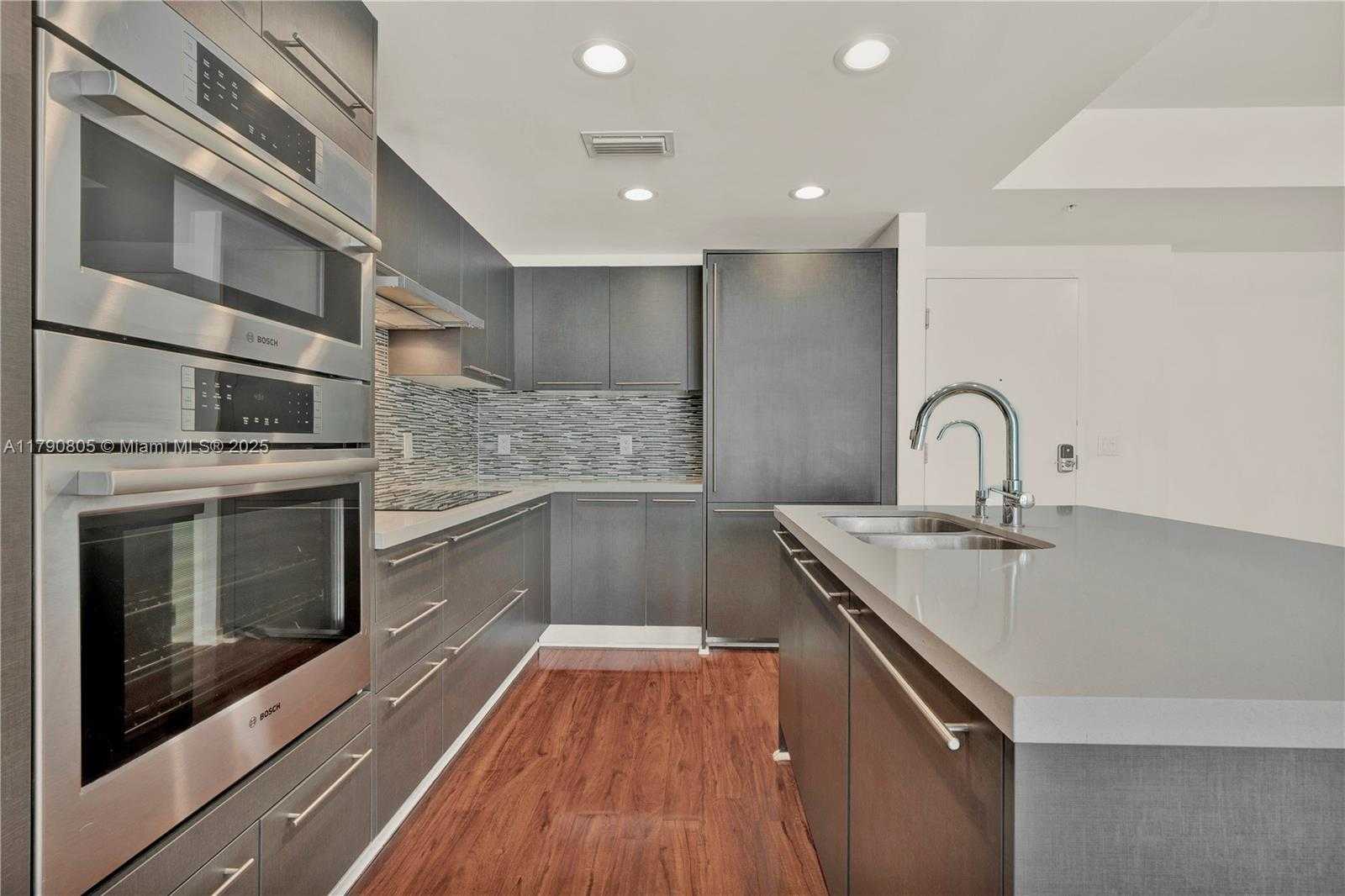 Small Image of 7825 NORTH WEST 107TH AVE #207, Doral Number 19