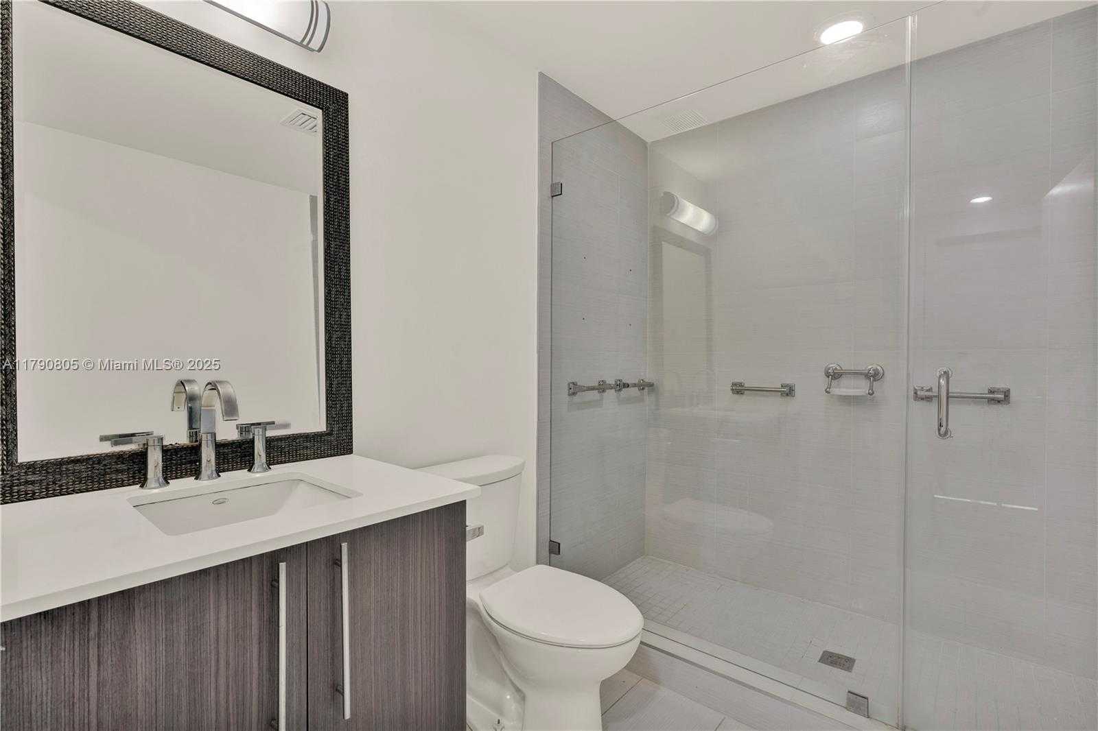 Small Image of 7825 NORTH WEST 107TH AVE #207, Doral Number 26