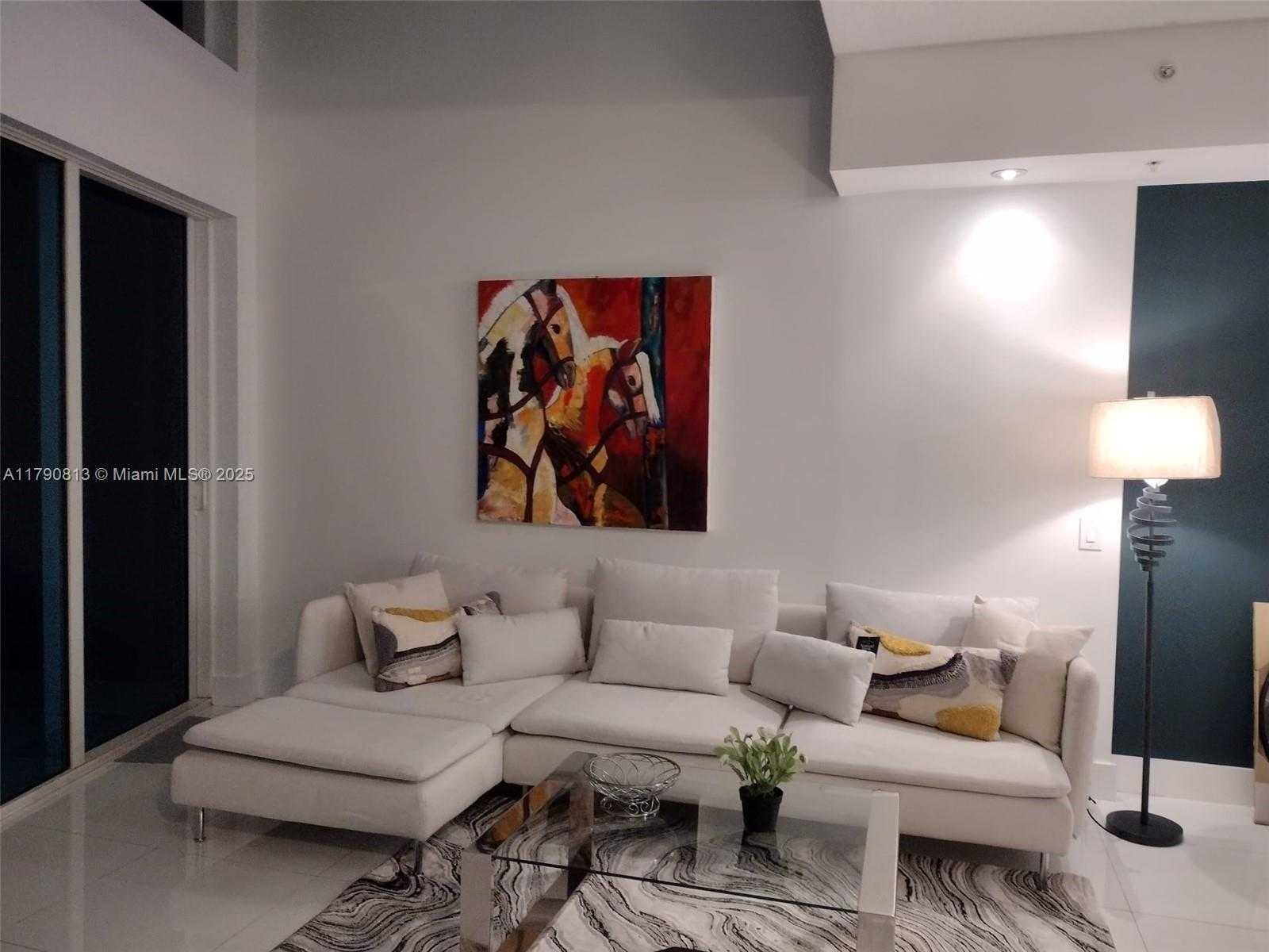 Small Image of 60 SOUTH WEST 13TH ST #4218, Miami Number 9