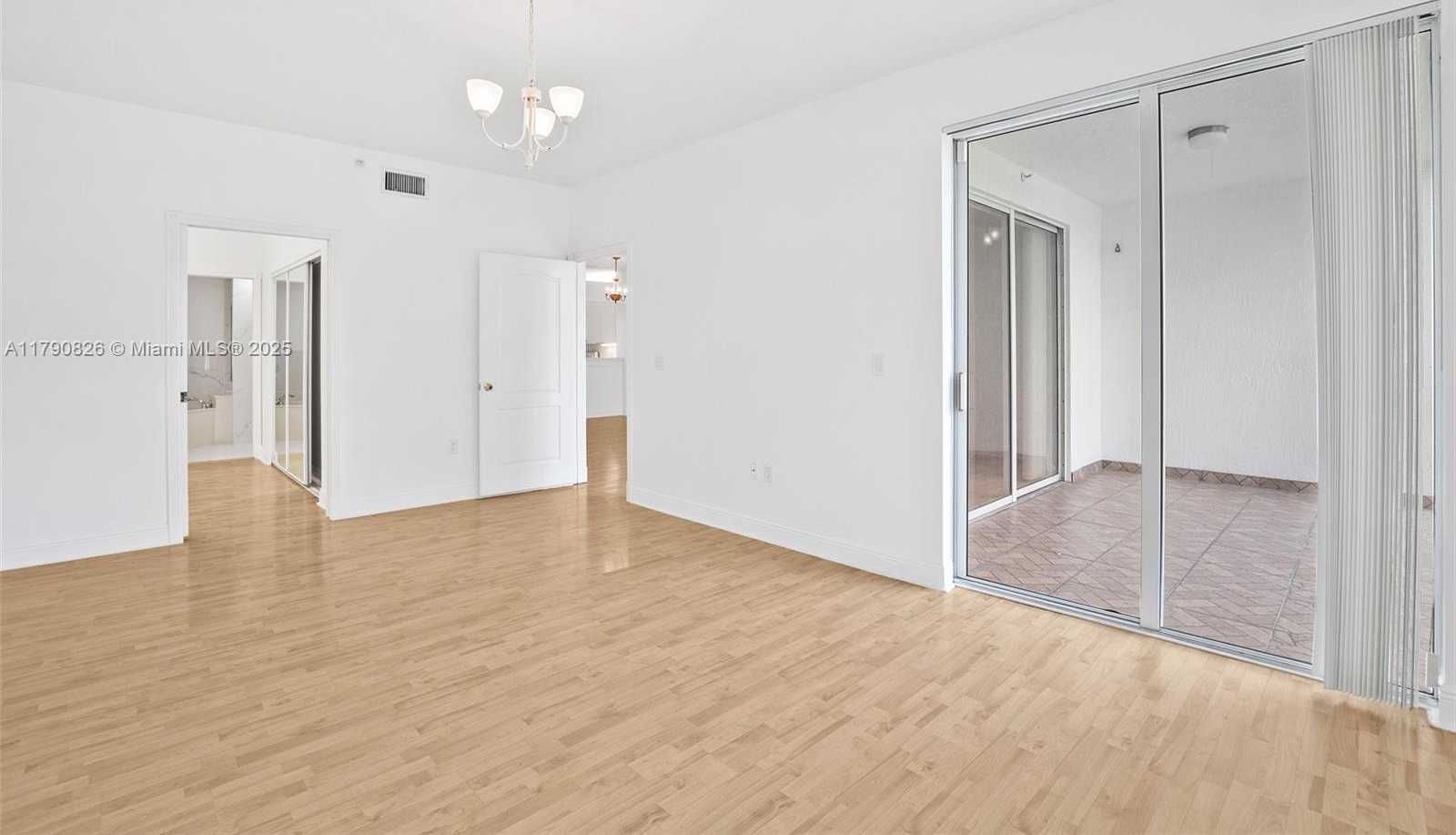 Small Image of 10730 NORTH WEST 66TH ST #204, Doral Number 20