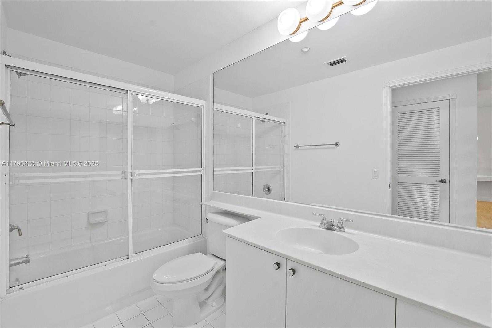 Small Image of 10730 NORTH WEST 66TH ST #204, Doral Number 24