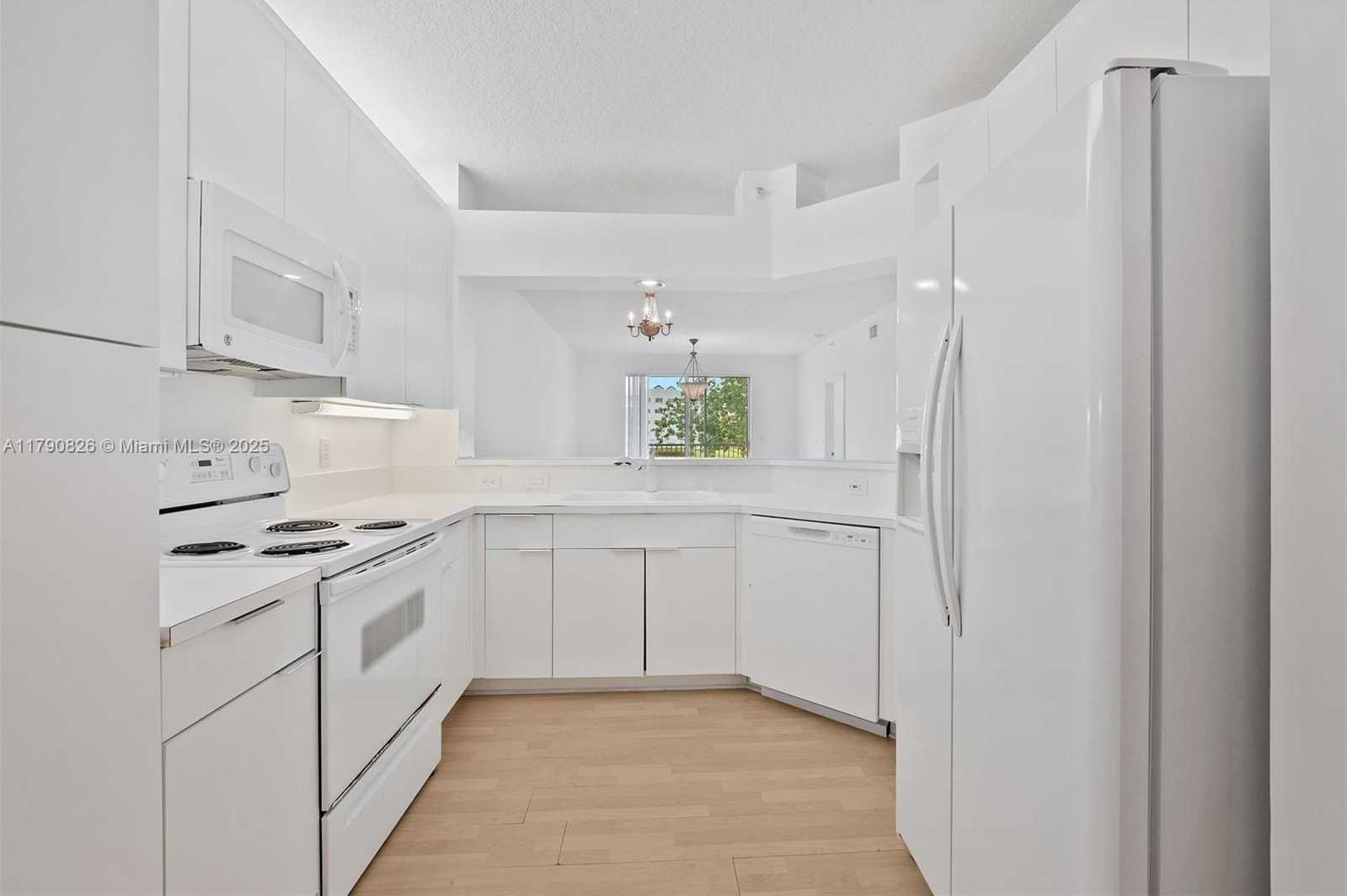 Small Image of 10730 NORTH WEST 66TH ST #204, Doral Number 9
