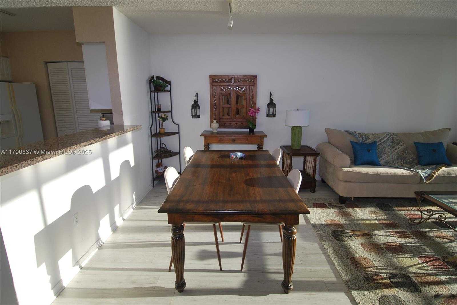 Small Image of 90 ALTON RD #2006, Miami Beach Number 10