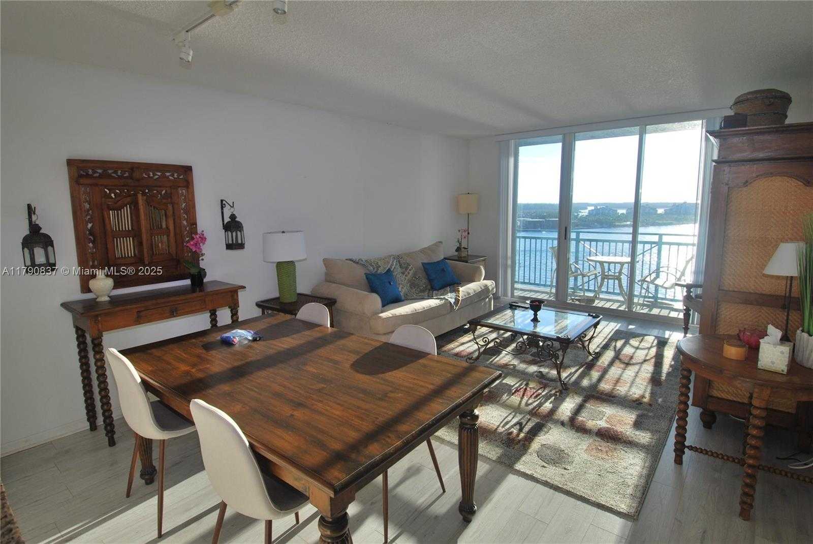 Small Image of 90 ALTON RD #2006, Miami Beach Number 8
