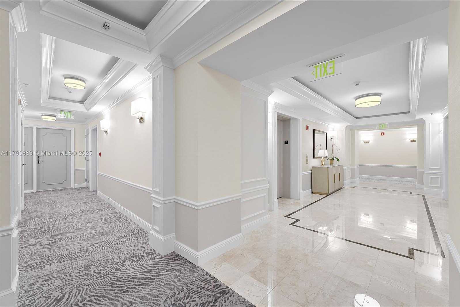 Imagen de Pequeño Objeto