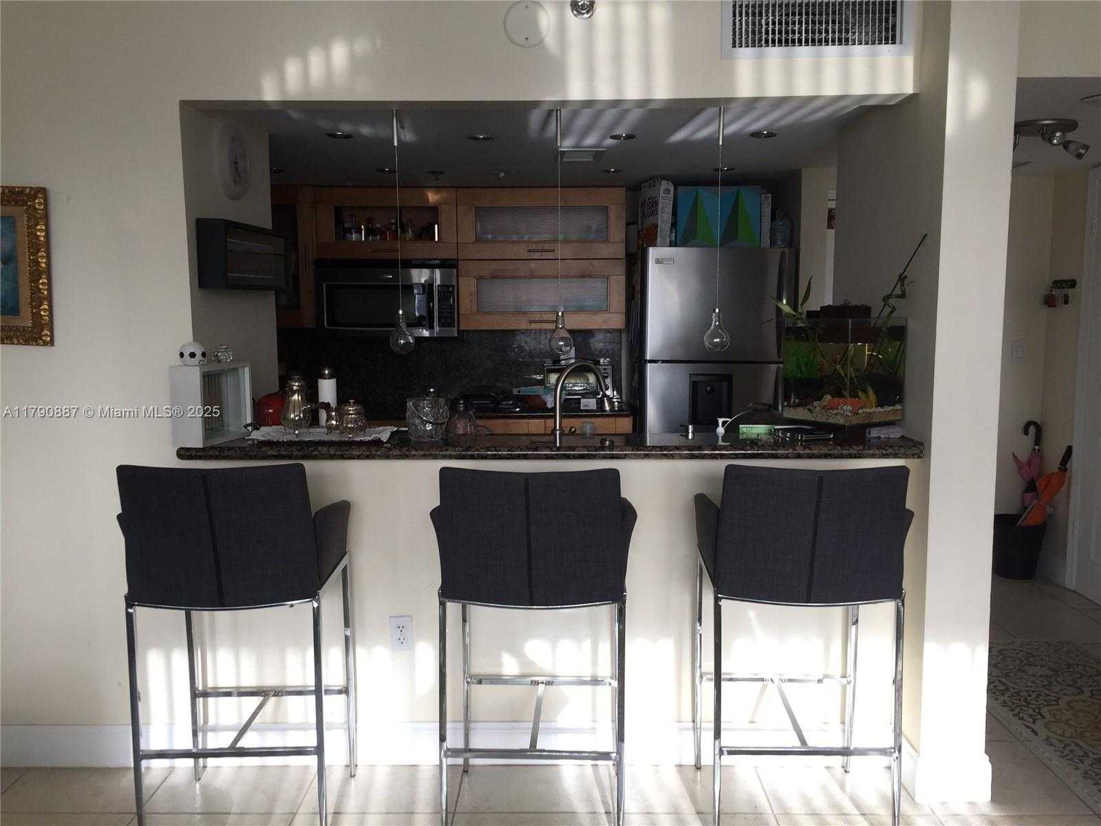Small Image of 540 BRICKELL KEY DR #1511, Miami Number 15