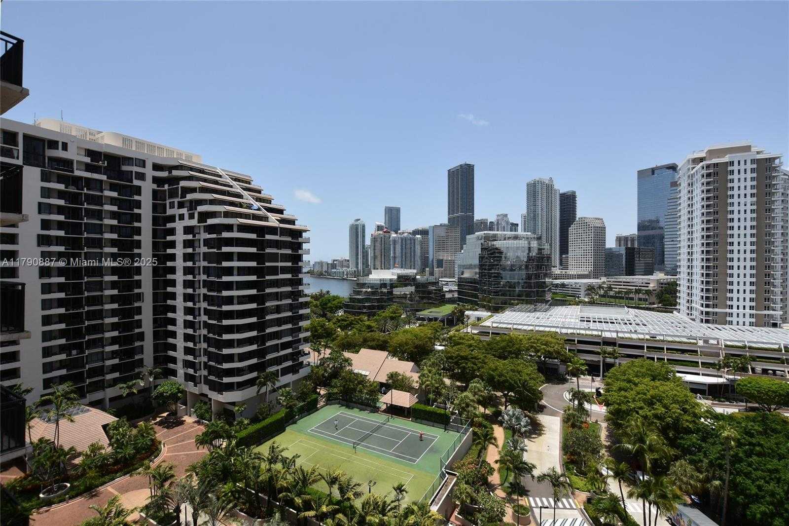 Small Image of 540 BRICKELL KEY DR #1511, Miami Number 27