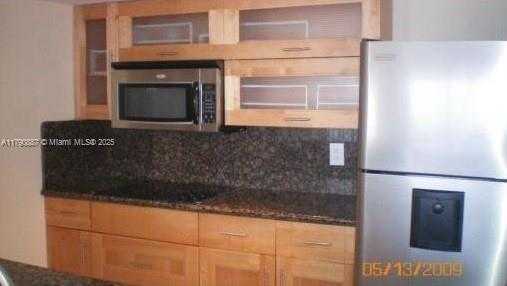 Small Image of 540 BRICKELL KEY DR #1511, Miami Number 3