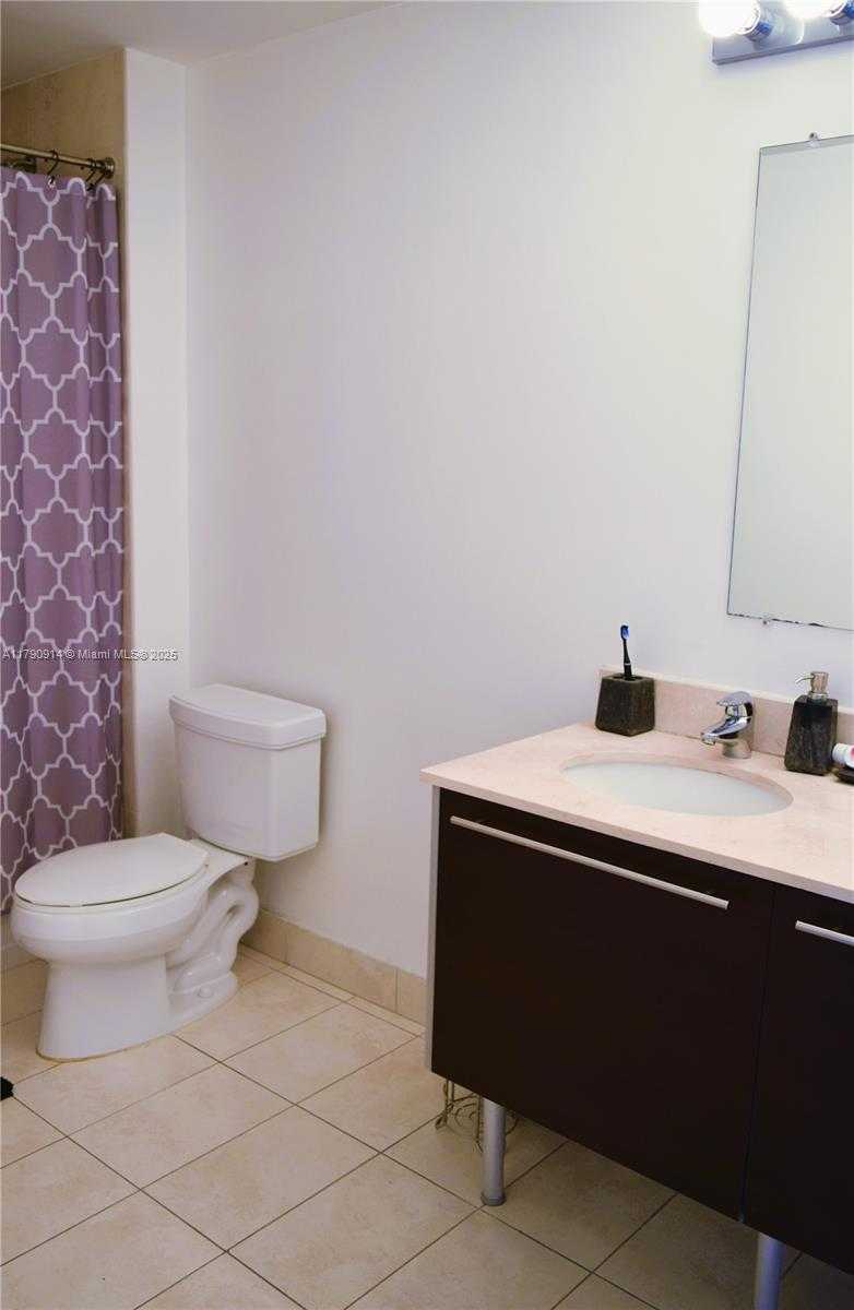 Small Image of 1900 NORTH BAYSHORE DR #1909, Miami Number 8
