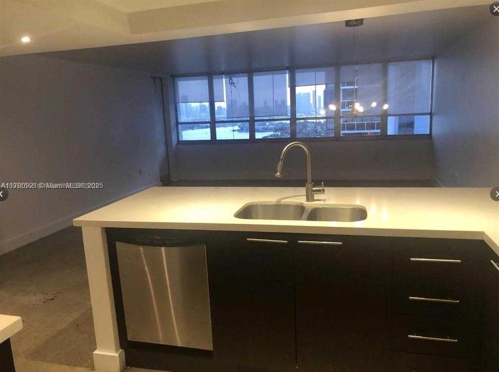Small Image of 11 ISLAND AVE #2103, Miami Beach Number 2