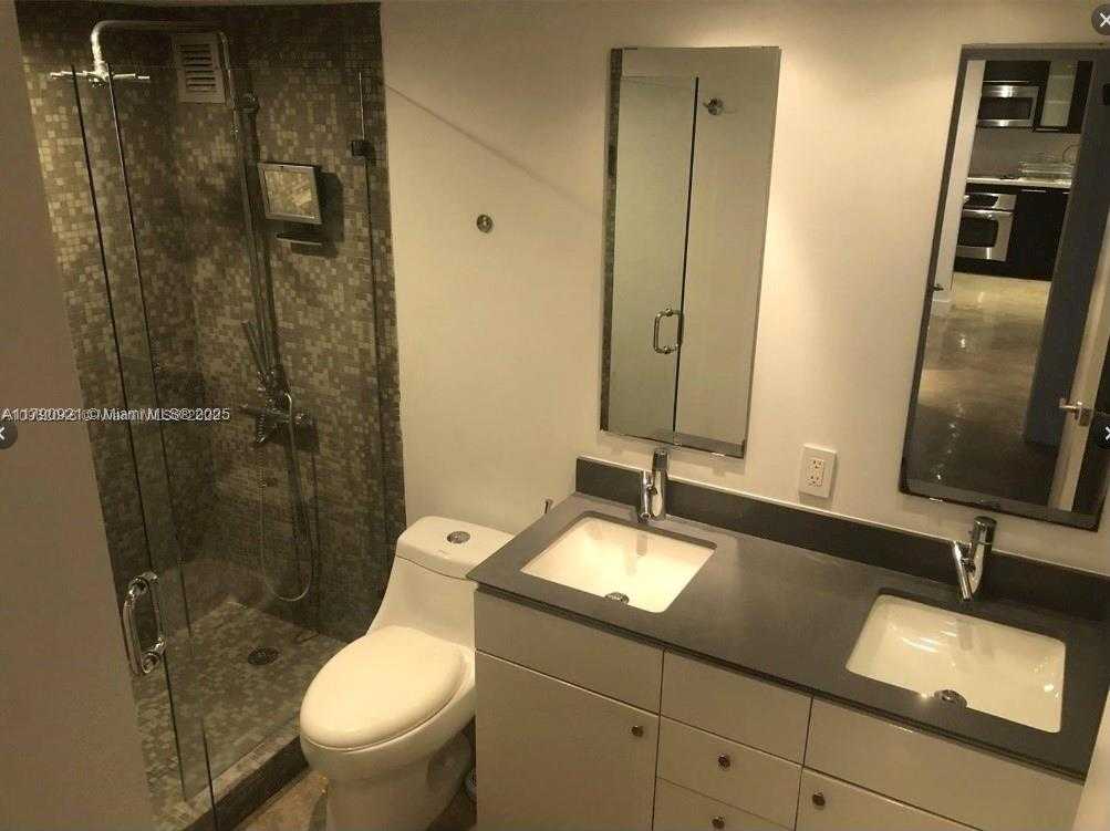 Small Image of 11 ISLAND AVE #2103, Miami Beach Number 4