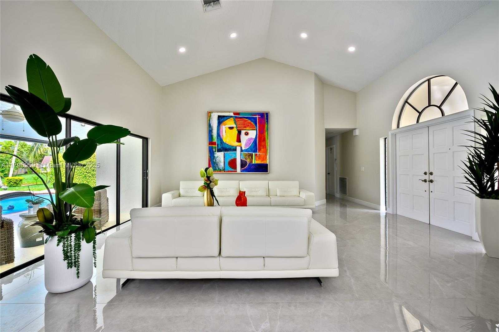 Small Image of 6021 NORTH WEST 61ST ST, Parkland Number 15