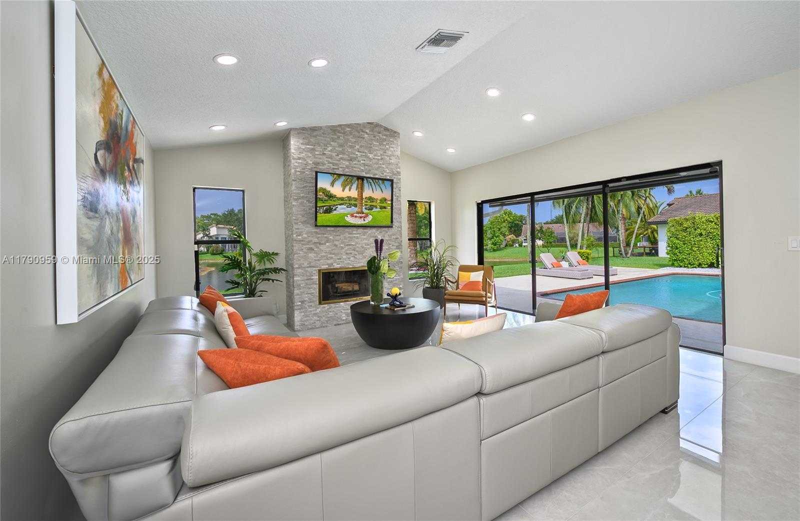 Small Image of 6021 NORTH WEST 61ST ST, Parkland Number 19