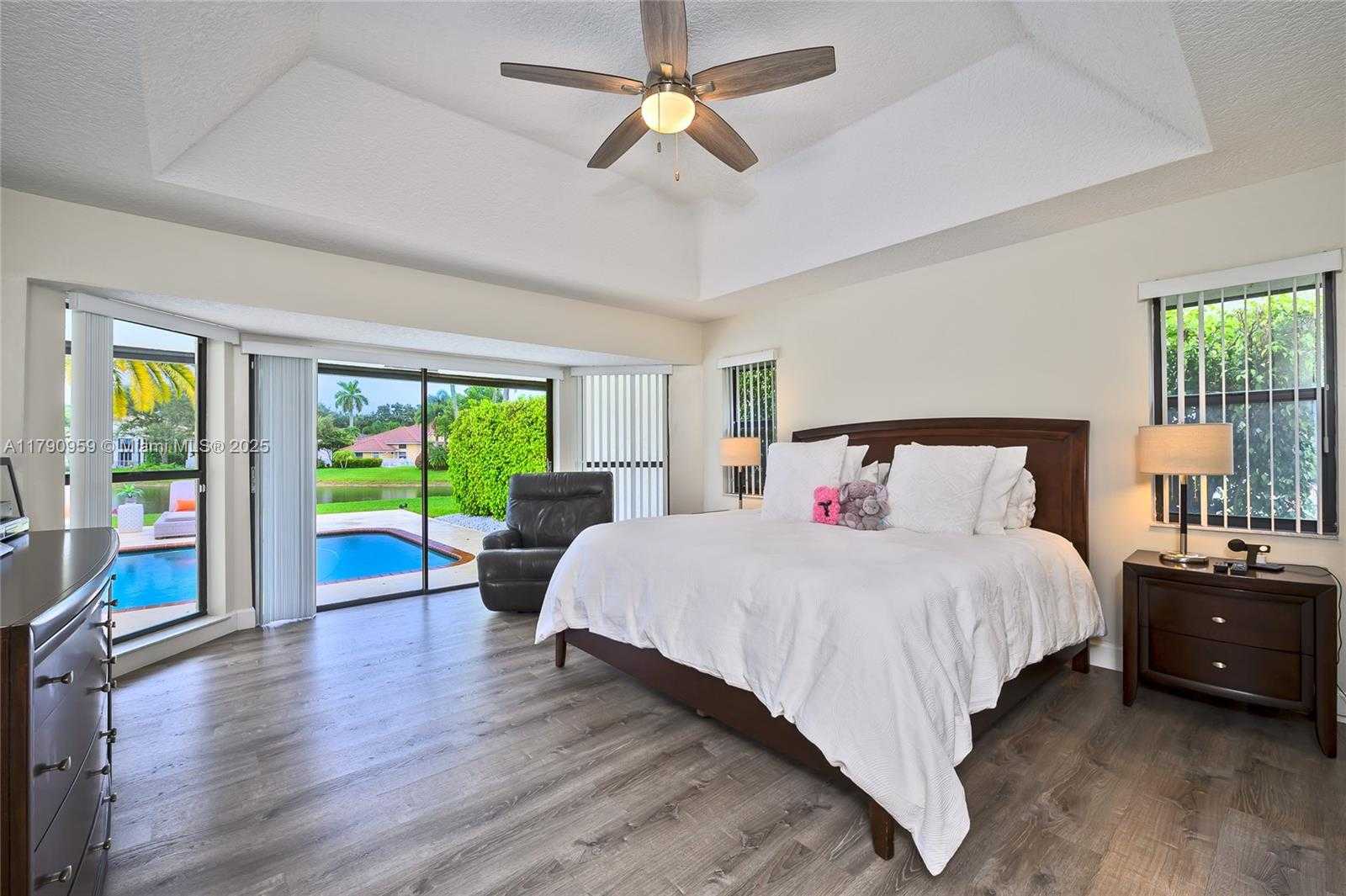 Small Image of 6021 NORTH WEST 61ST ST, Parkland Number 21