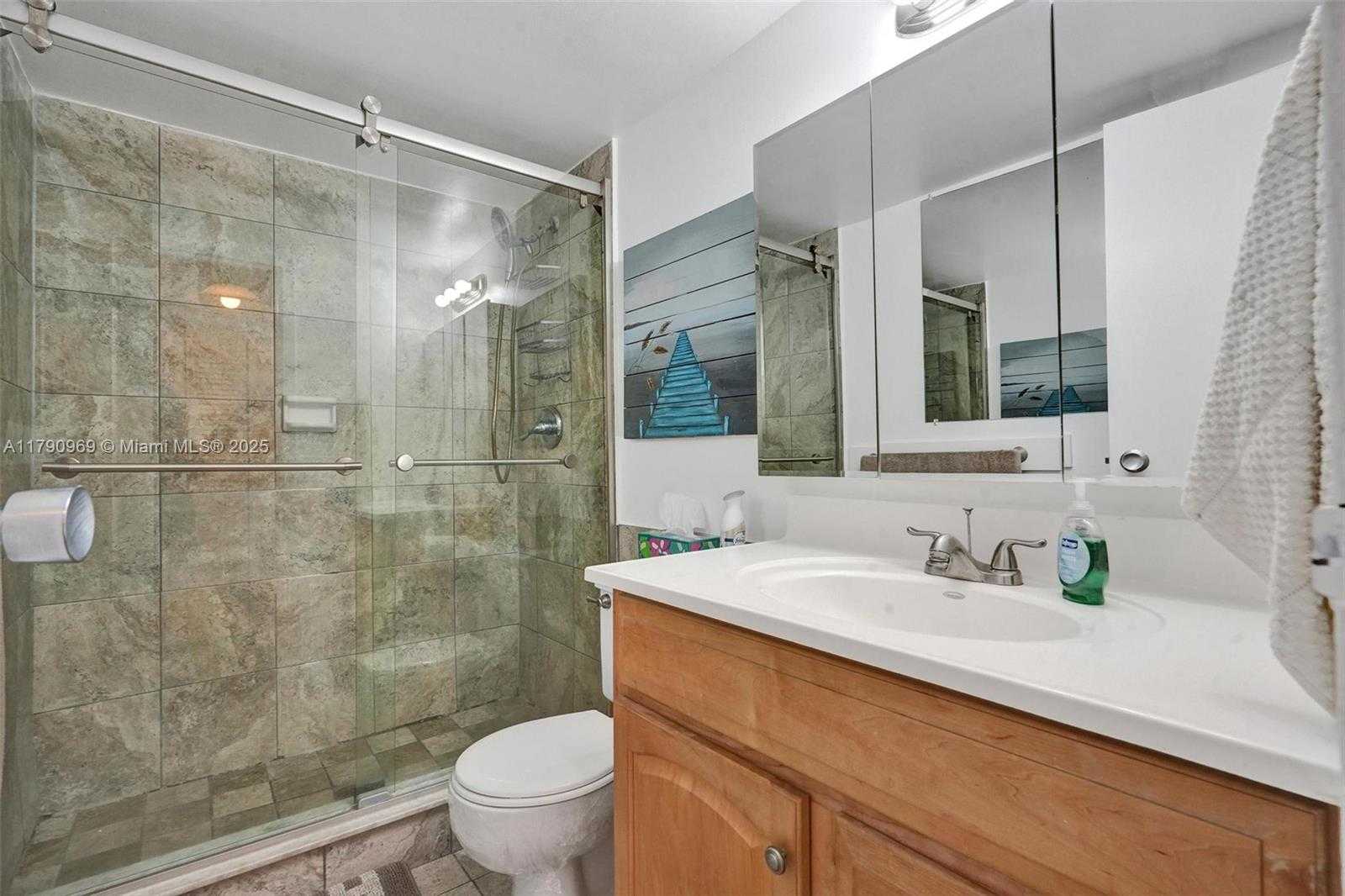 Small Image of 2017 SOUTH OCEAN DR #205, Hallandale Beach Number 26