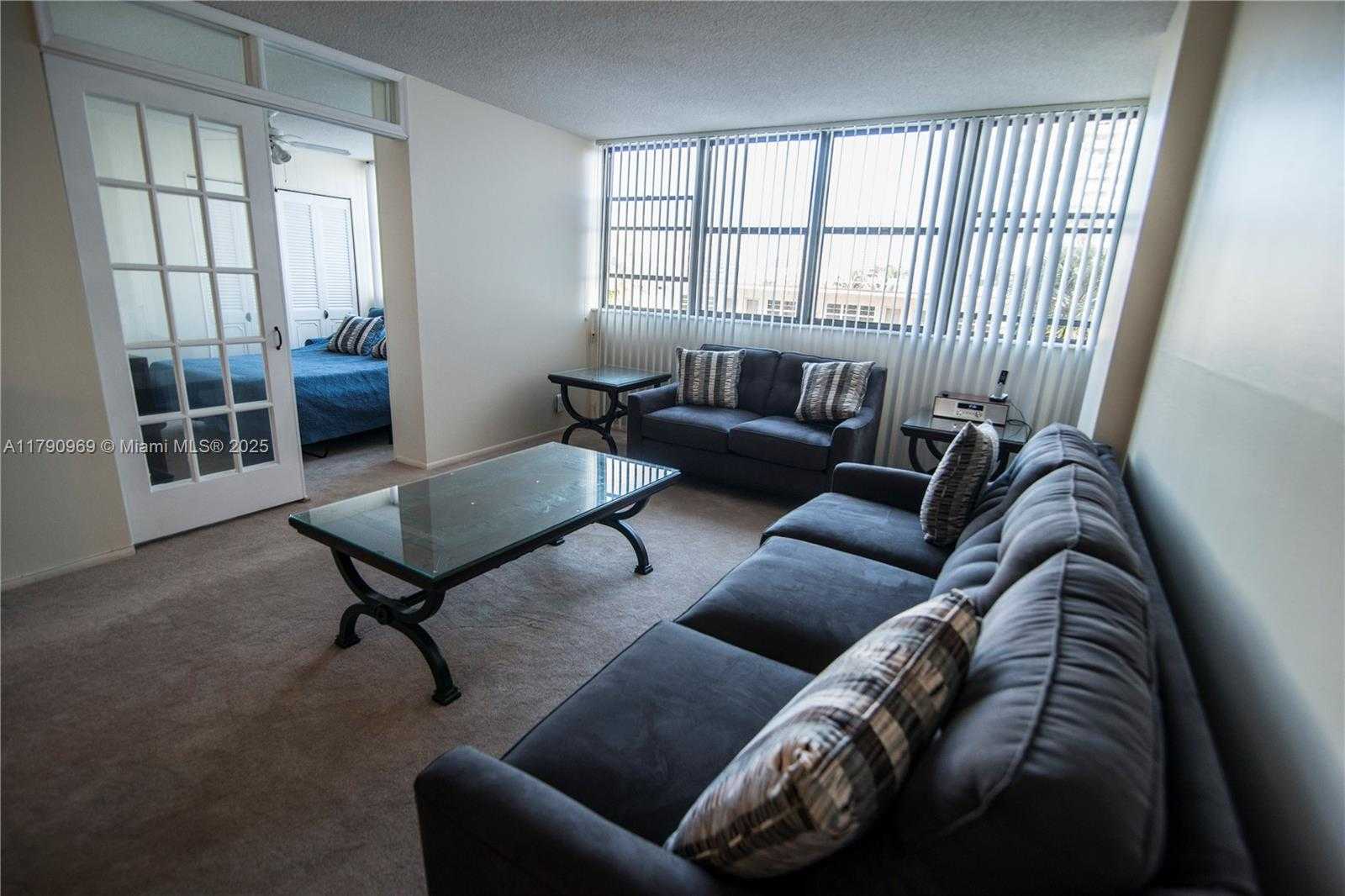 Small Image of 2017 SOUTH OCEAN DR #205, Hallandale Beach Number 27