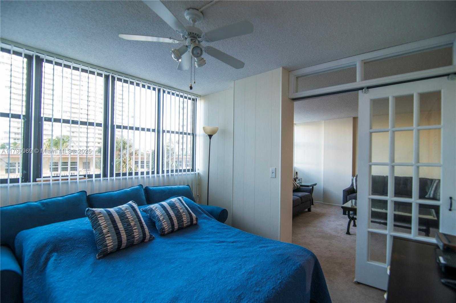 Small Image of 2017 SOUTH OCEAN DR #205, Hallandale Beach Number 28