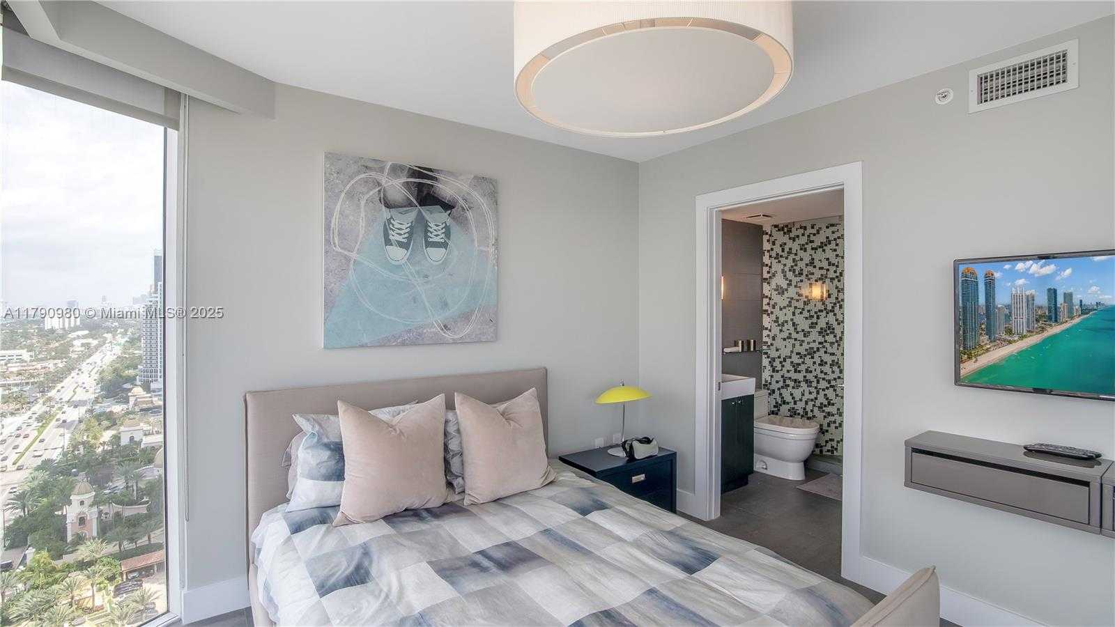 Small Image of 17555 COLLINS AVE #2501, Sunny Isles Beach Number 12