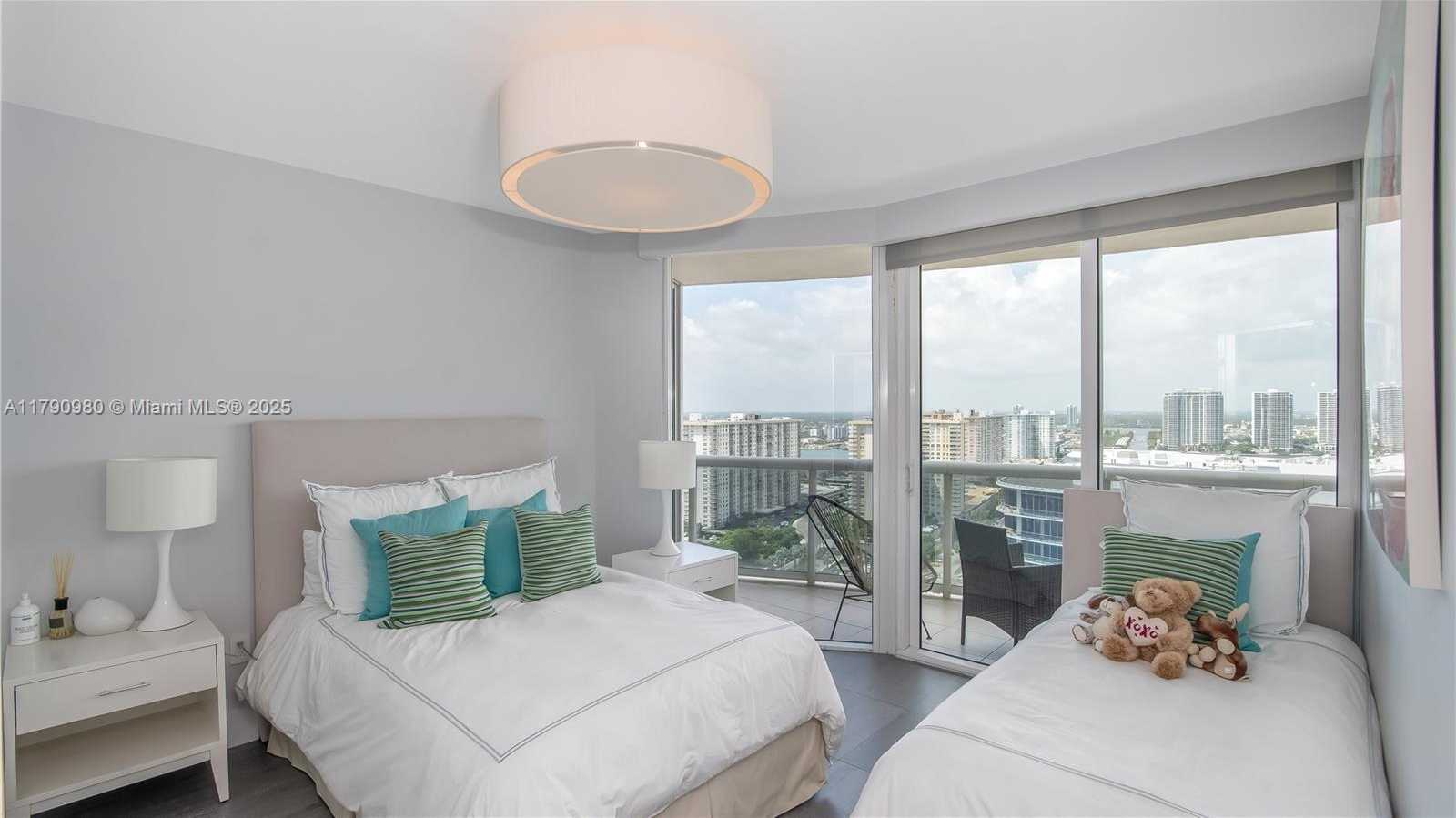 Small Image of 17555 COLLINS AVE #2501, Sunny Isles Beach Number 15