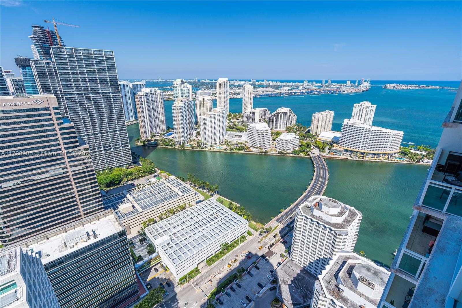 Small Image of 950 BRICKELL BAY DR #4906, Miami Number 9