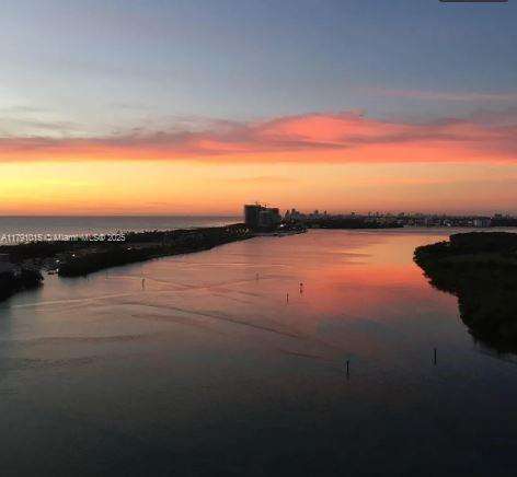 Small Image of 500 BAYVIEW DR #PH-18, Sunny Isles Beach Number 17