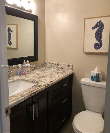 Small Image of 500 BAYVIEW DR #PH-18, Sunny Isles Beach Number 3