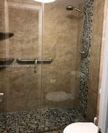 Small Image of 500 BAYVIEW DR #PH-18, Sunny Isles Beach Number 8