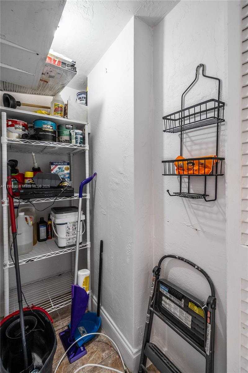 Small Image of 7850 BYRON AVE #207, Miami Beach Number 18