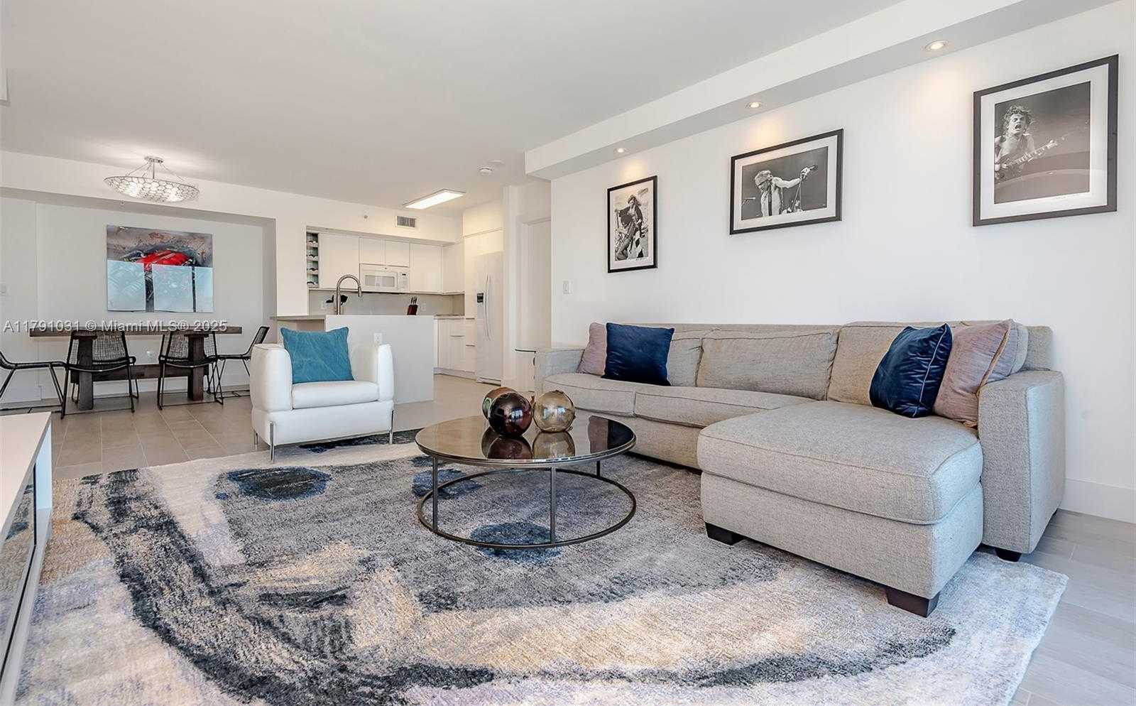 Small Image of 90 ALTON RD #2410, Miami Beach Number 4