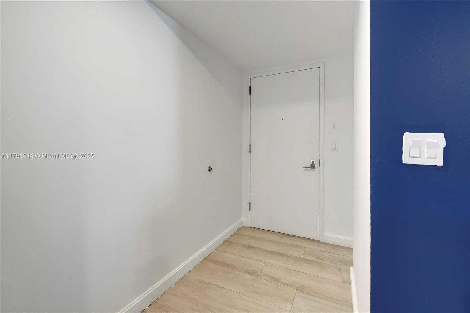 Small Image of 55 SOUTH WEST 9TH ST #3509, Miami Number 22