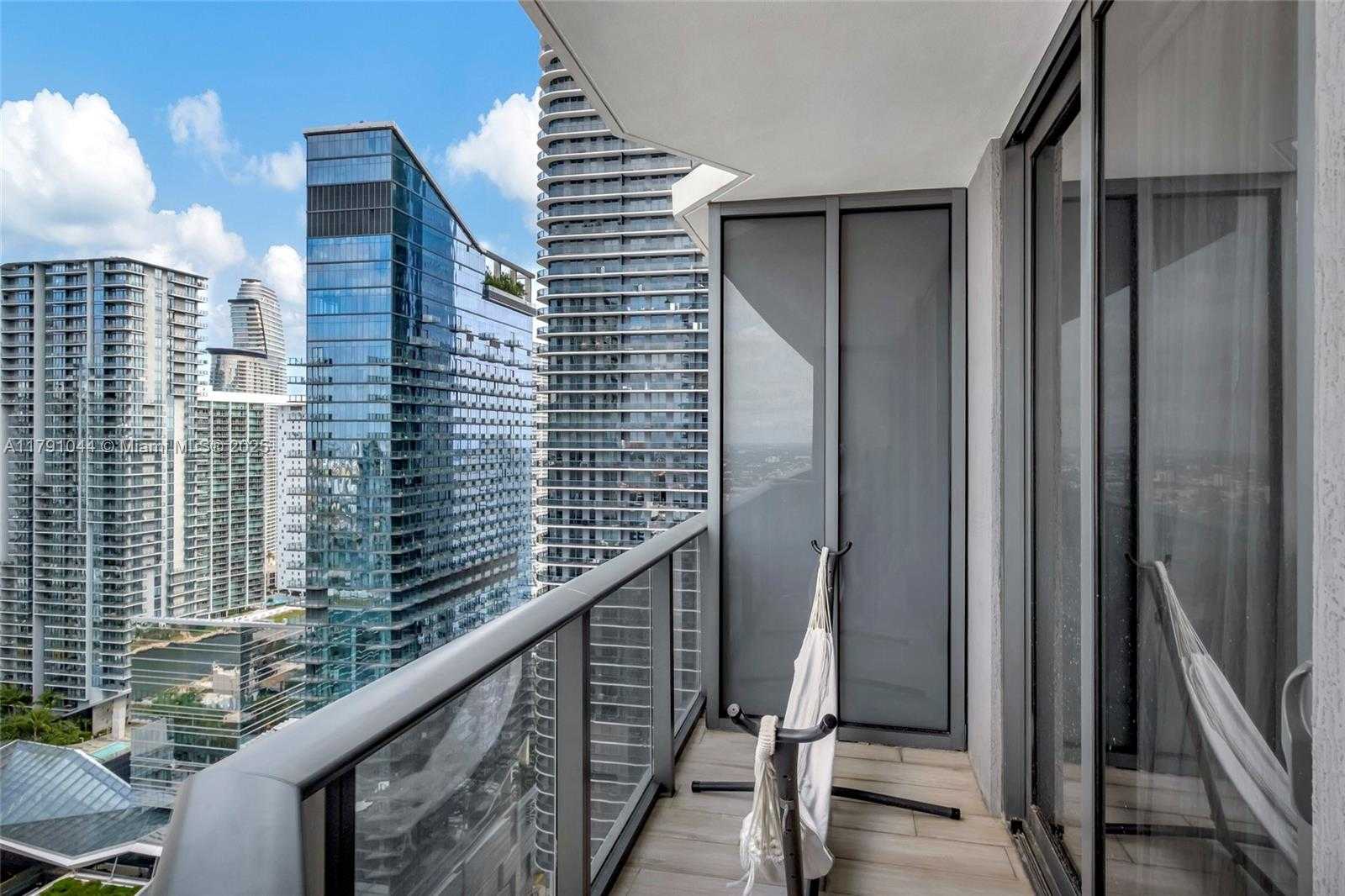 Small Image of 55 SOUTH WEST 9TH ST #3509, Miami Number 42