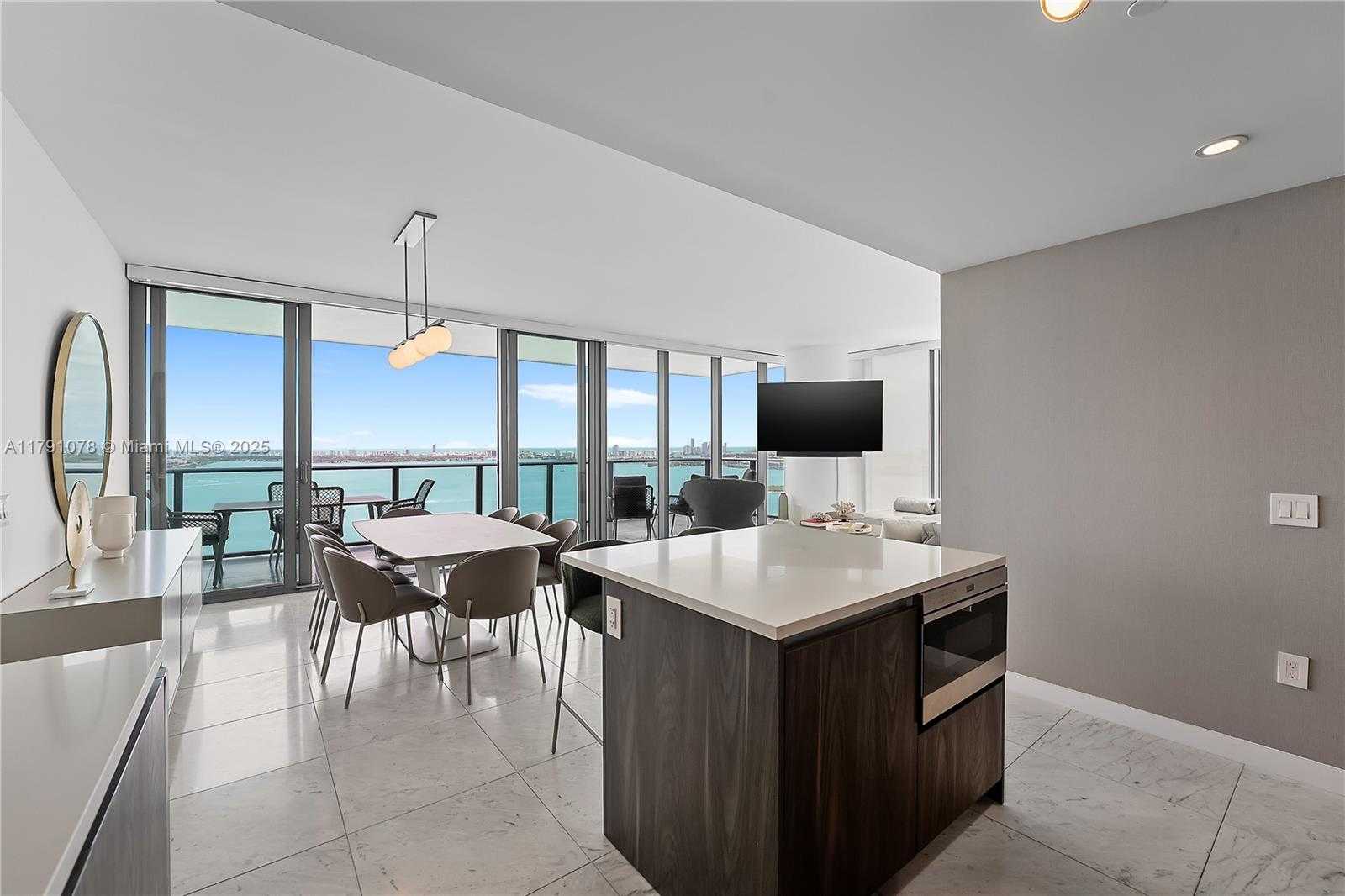 Small Image of 3131 NORTH EAST 7TH AVE #3601, Miami Number 13