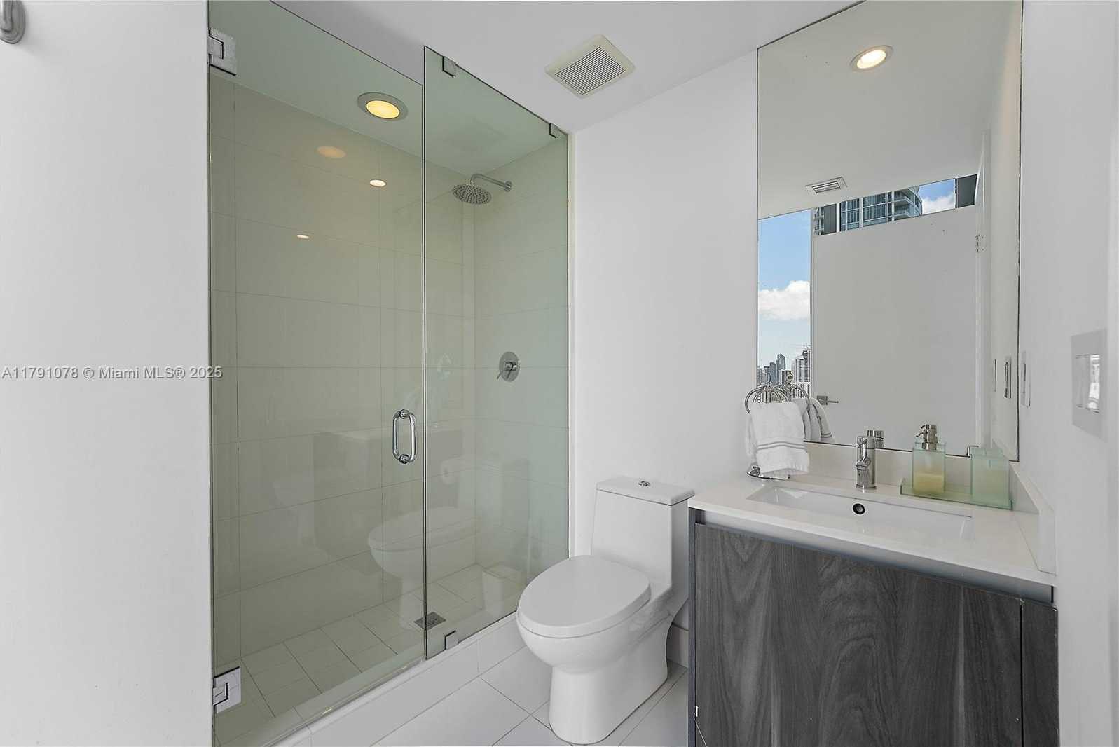 Small Image of 3131 NORTH EAST 7TH AVE #3601, Miami Number 29