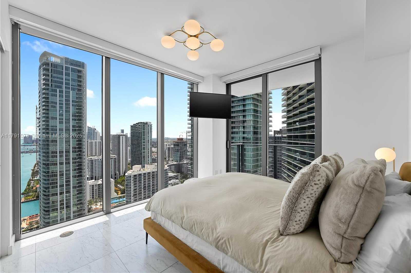 Small Image of 3131 NORTH EAST 7TH AVE #3601, Miami Number 32