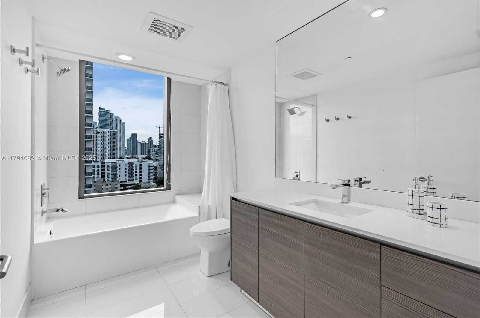 Small Image of 460 #1108, Miami Number 17