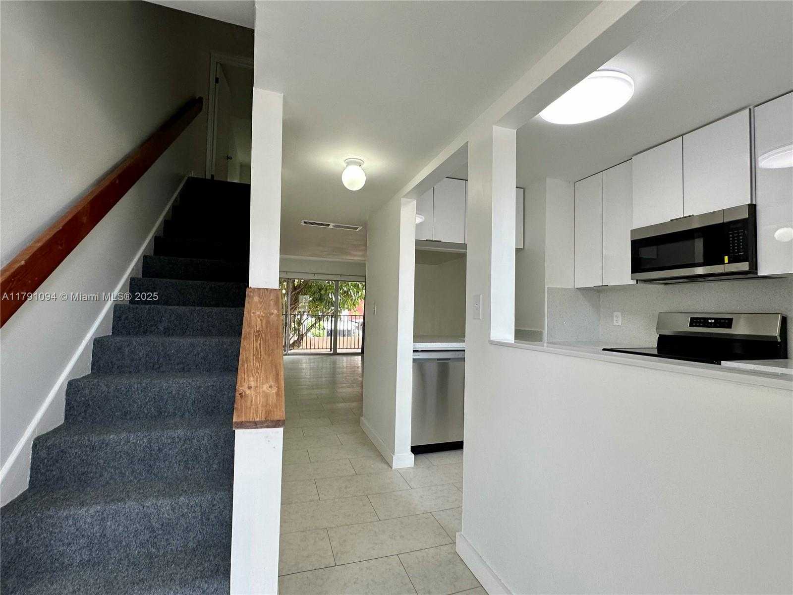 Small Image of 231 NORTH WEST 109TH AVE #206, Miami Number 10