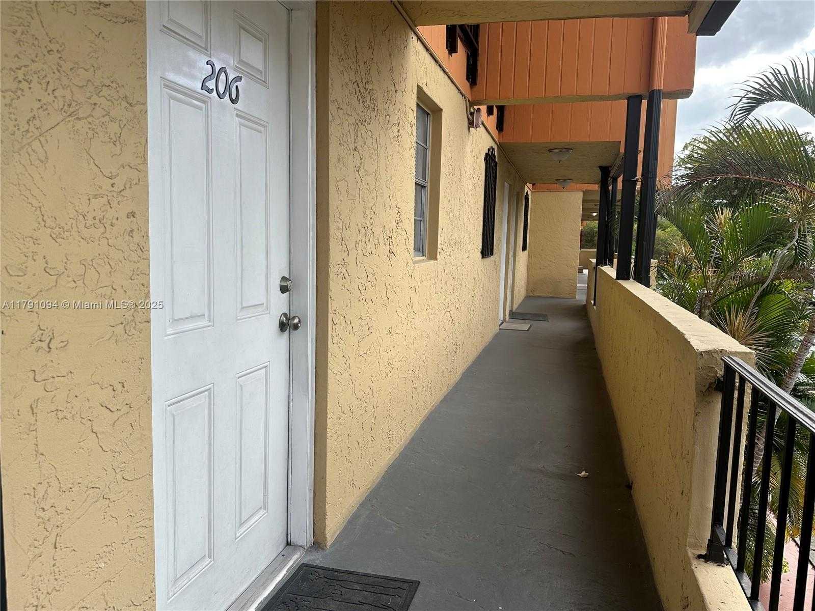 Small Image of 231 NORTH WEST 109TH AVE #206, Miami Number 18