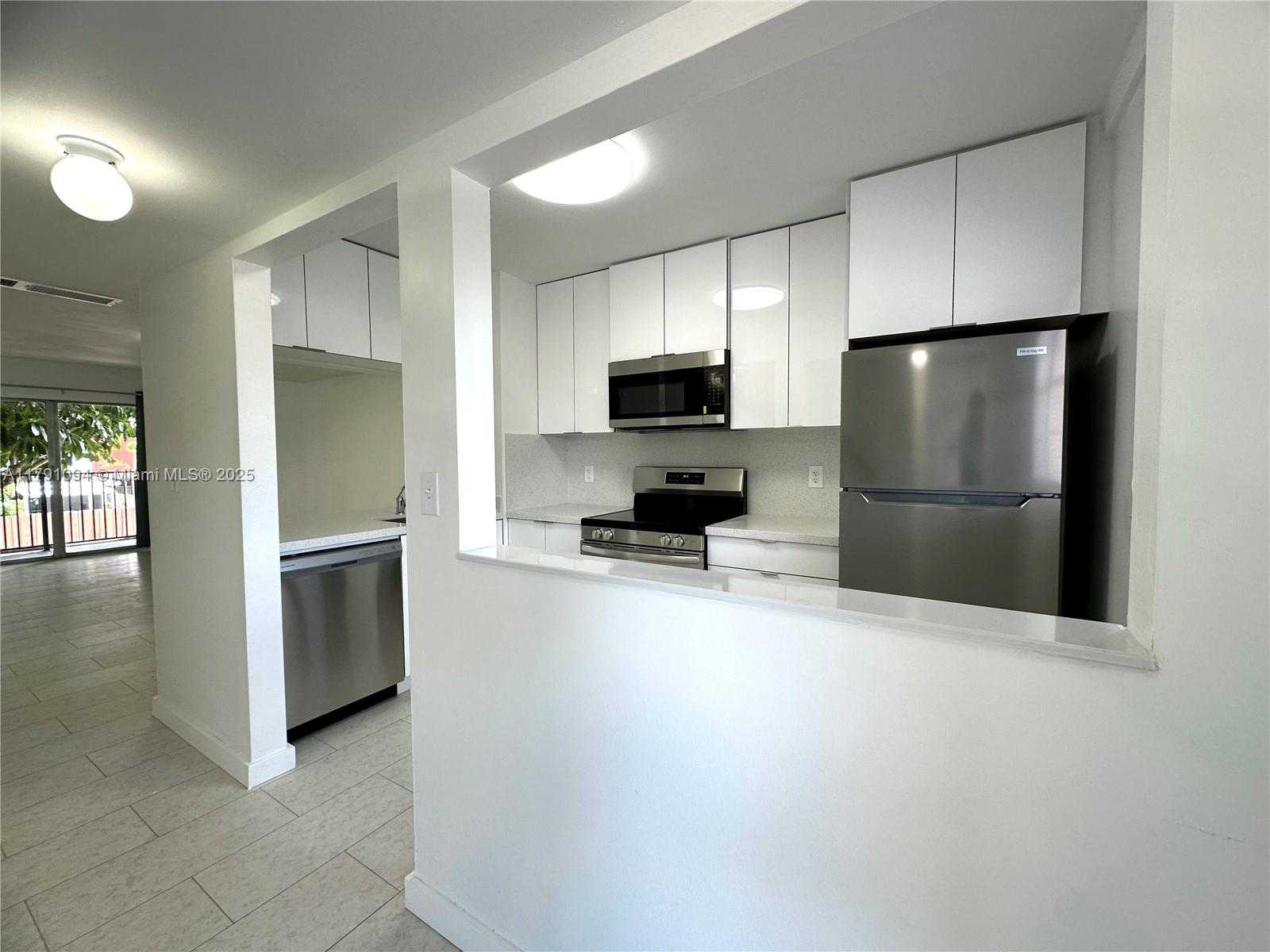 Small Image of 231 NORTH WEST 109TH AVE #206, Miami Number 2