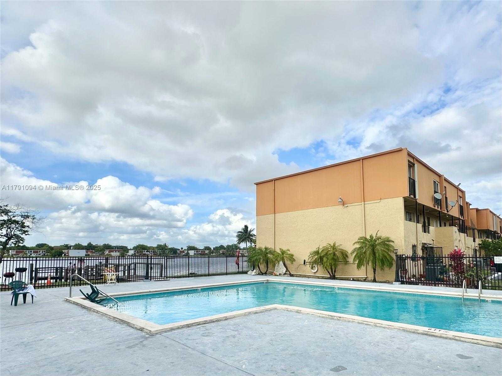 Small Image of 231 NORTH WEST 109TH AVE #206, Miami Number 20