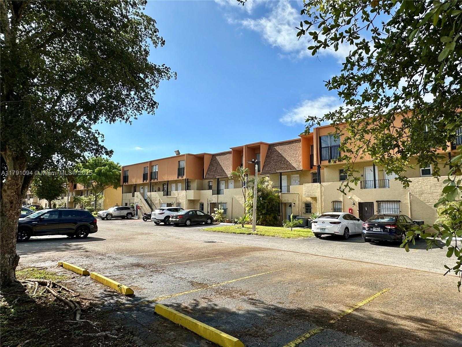 Small Image of 231 NORTH WEST 109TH AVE #206, Miami Number 24