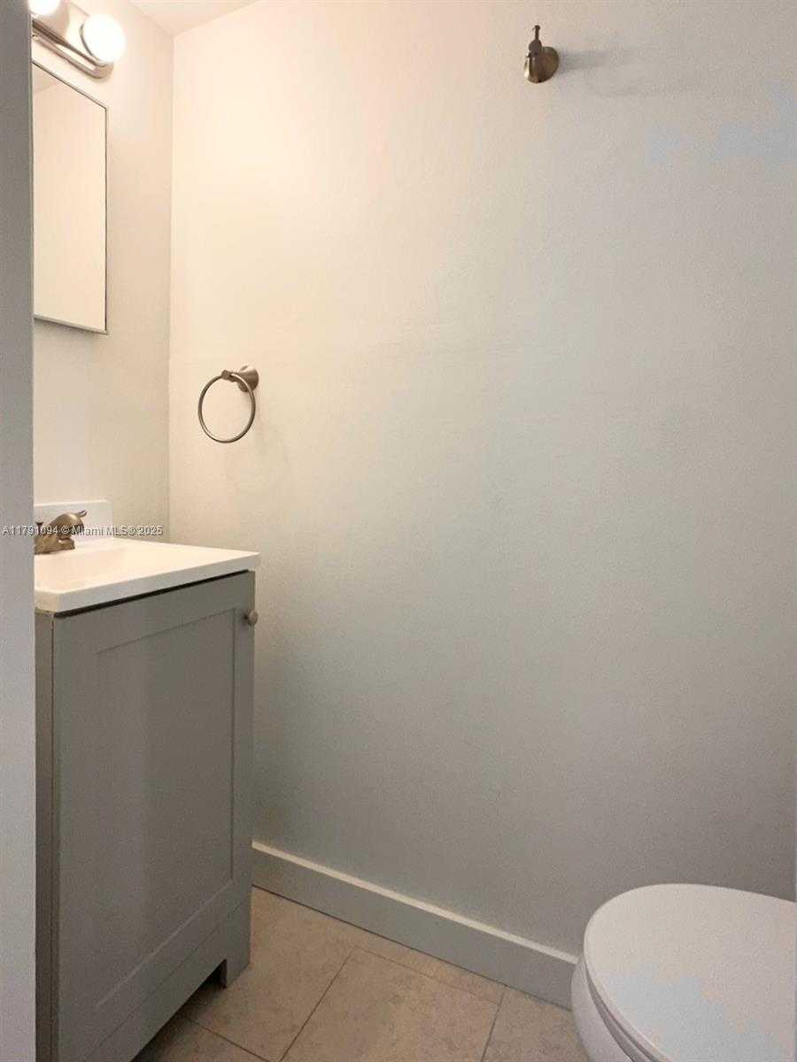 Small Image of 231 NORTH WEST 109TH AVE #206, Miami Number 9