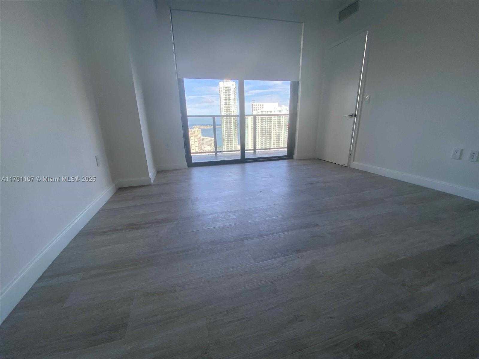 Small Image of 45 SOUTH WEST 9TH ST #3703, Miami Number 11